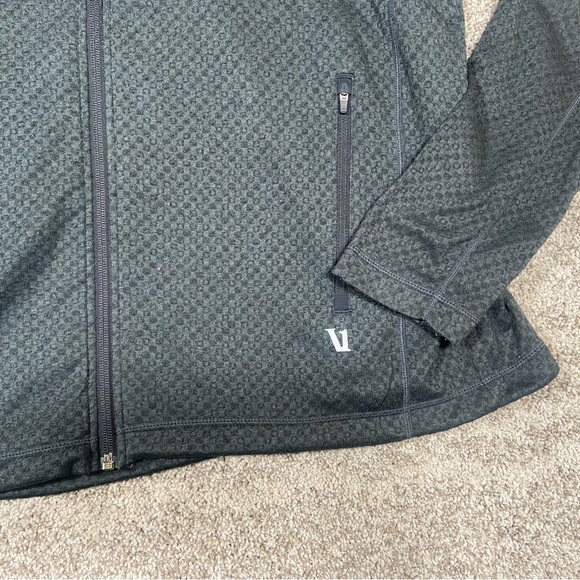 Vuori Jacket Mens Large Gray Geo Performance Fleece Zip Up Lightweight Athletic - Picture 6 of 7